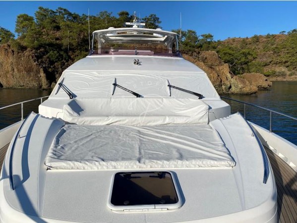 2010 PRINCESS 85