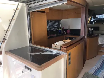 2009 FERRETTI YACHTS 630