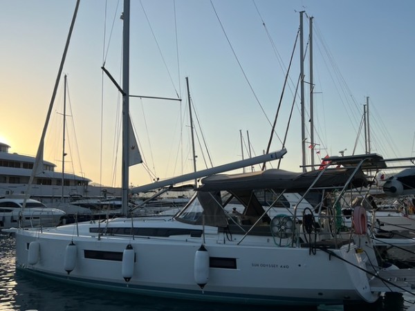 2023 JEANNEAU SUN ODYSSEY 440