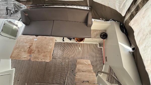 2015 PRESTIGE 420 FLY