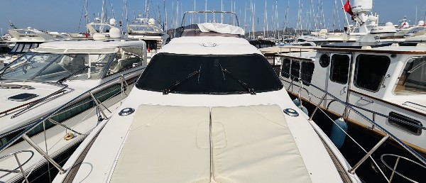 2009 AZIMUT 42 FLY