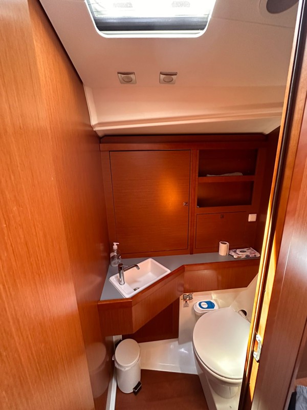 2016 BENETEAU OCEANIS 48