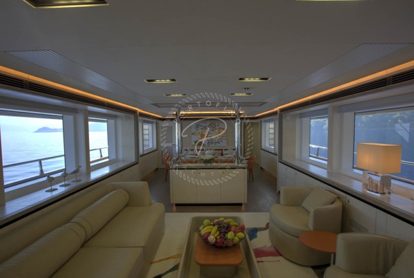 2014 HG YACHT 32M