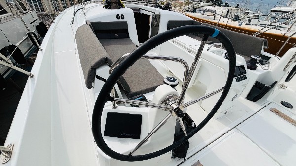 2023 JEANNEAU SUN ODYSSEY 440