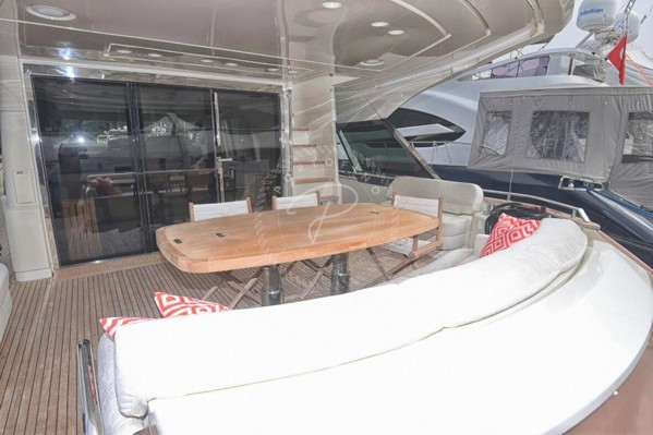 2013 MONTE CARLO YACHT 76