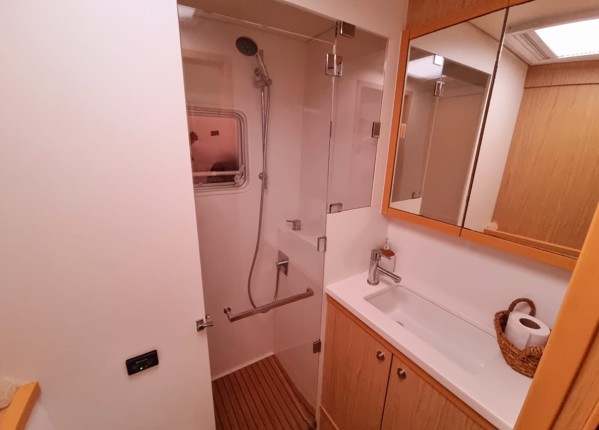 2014 LAGOON 52 