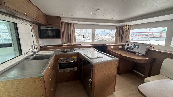 2019 LAGOON 450 F OWNER'S VERSION