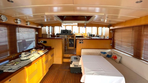 2009 TAKA YACHTS LOBSTER 18M