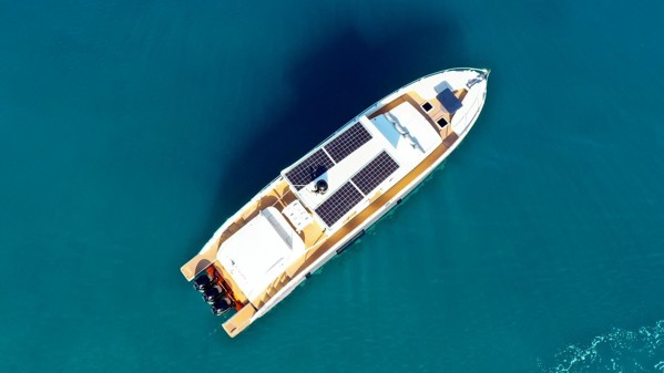 CUSTOM 16M