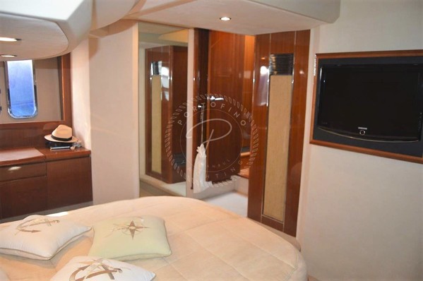2008 PRINCESS 54