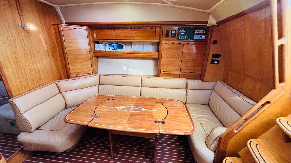 2009 BAVARIA 42 SPORT HT