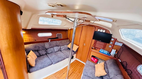 1998 HUNTER 310