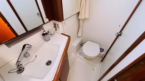 2011 BENETEAU OCEANIS 50