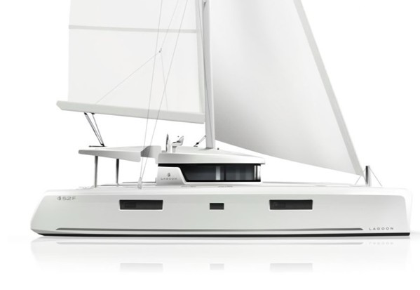 2014 LAGOON 52 