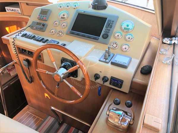 2011 VIKING MARIN 405 FLY