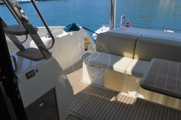2014 ABSOLUTE 52 FLY