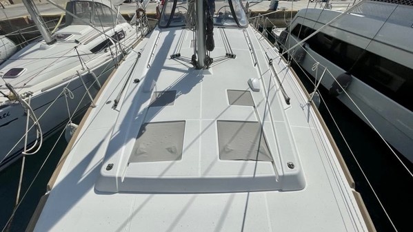 2016 BENETEAU OCEANIS 45