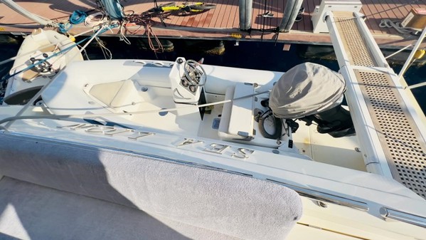 2002 FERRETTI 680 