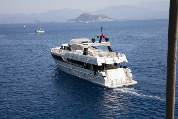 2014 HG YACHT 32M
