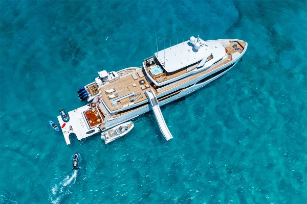 2023 MOTOR YACHT 37 M