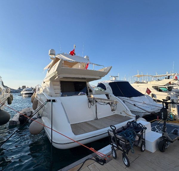 2007 AZIMUT 55 E
