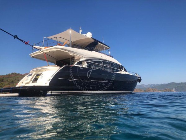 2014 PRINCESS 82