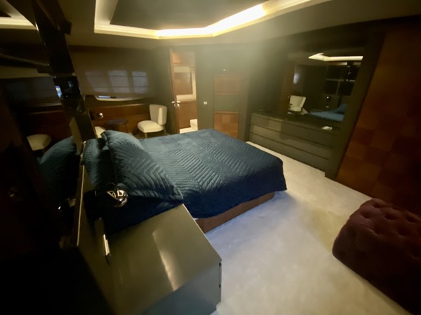 2007 AZIMUT 85