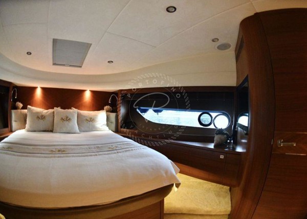 2014 PRINCESS 82