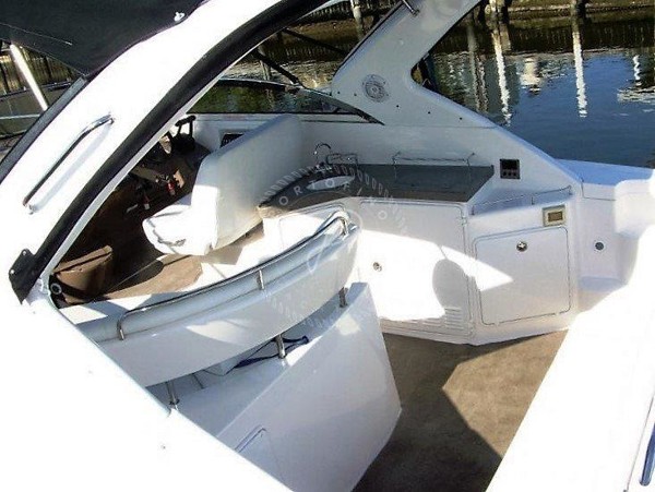 2004 REGAL 3560