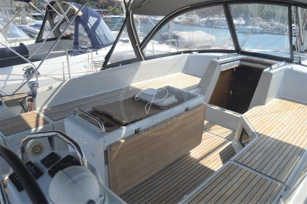 2016 JEANNEAU 54