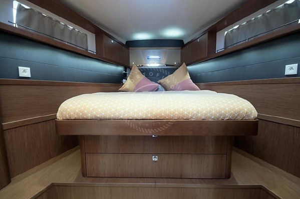 2014 BENETEAU SENSE 55