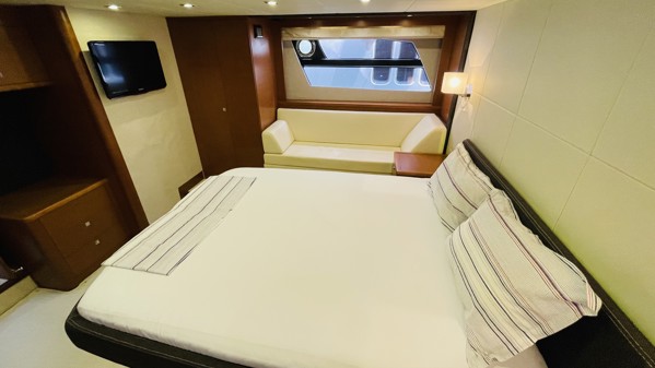 2011 PRESTIGE 60 FLY
