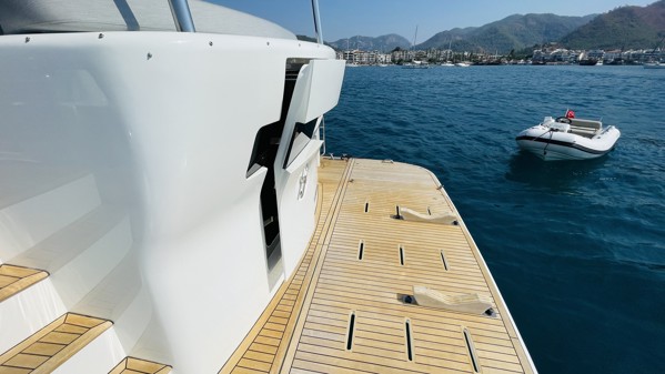 2022 SIRENA 64