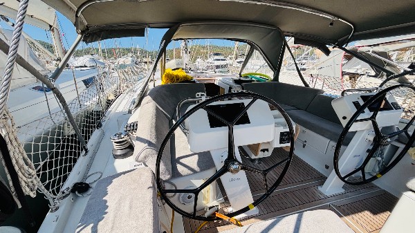 2022 HANSE 458