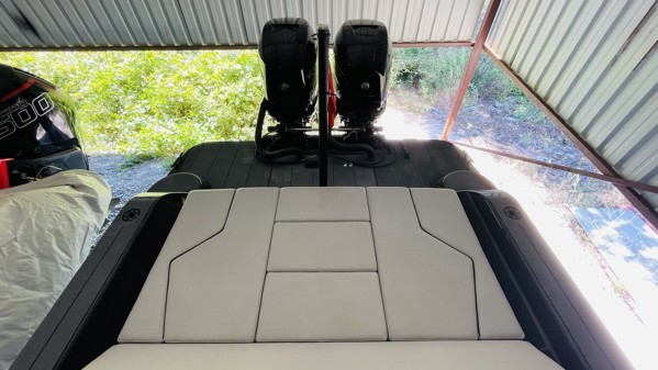 2022 ROCK MARINE 36 