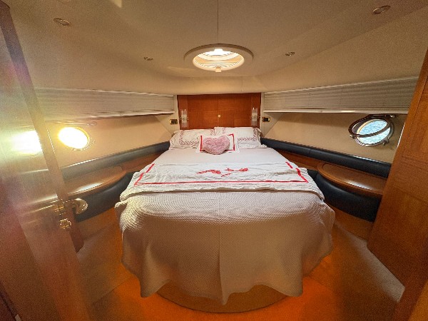 2007 AZIMUT 55 E