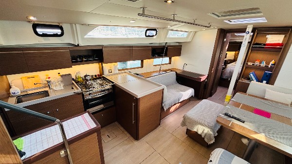 2022 BENETEAU OCEANIS 46.1