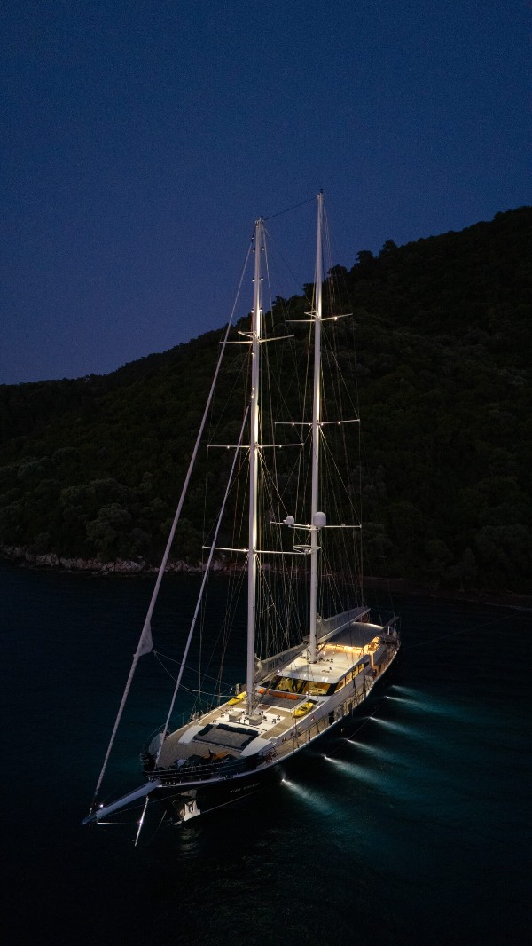 2010/2020 MOTOR SAILER 44 M 