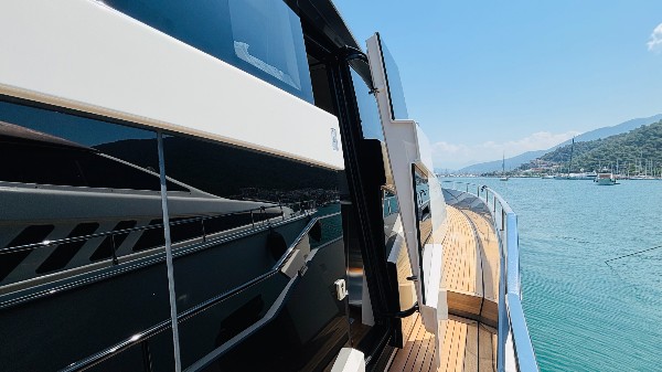 2016 SANLORENZO SL86