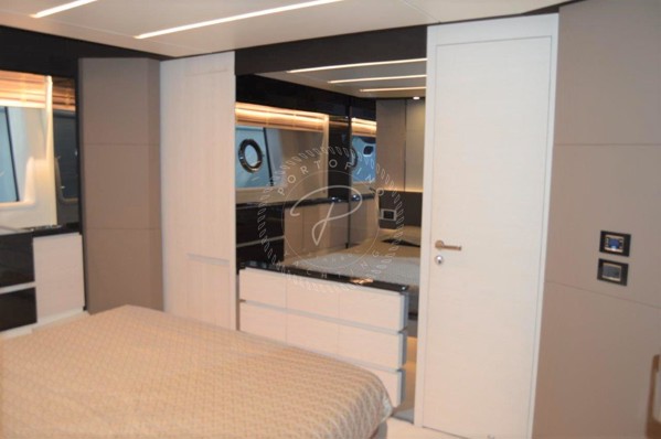 2017 AZIMUT 72