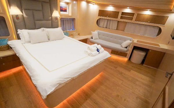 2008 LUXURY GULET 36M 