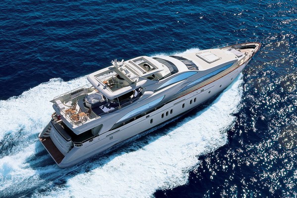 AZIMUT GRANDE 116