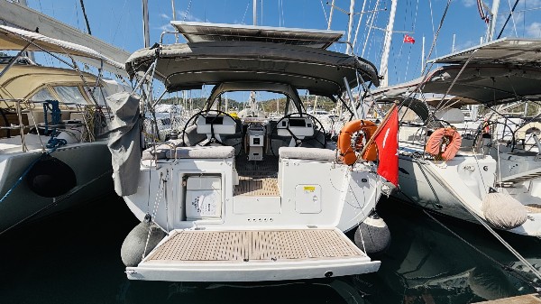 2022 HANSE 458