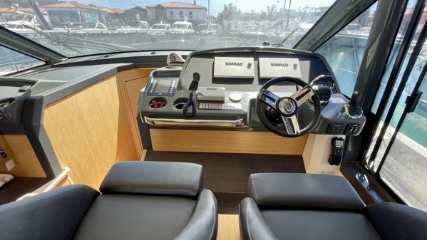 2018 BAVARIA R40
