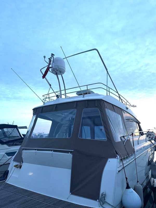 2015 PRESTIGE 420 FLY