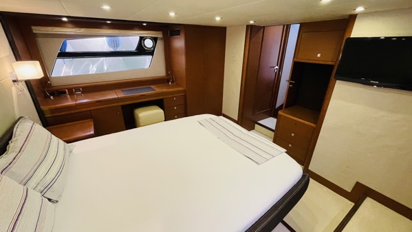 2011 PRESTIGE 60 FLY
