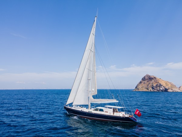 2001/2022 ROYAL DENSHIP 110 SLOOP 
