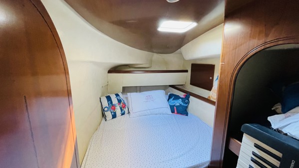 2005 FOUNTAINE PAJOT ATHENA 38