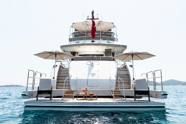 2009/2022 MOTOR YACHT 35M 