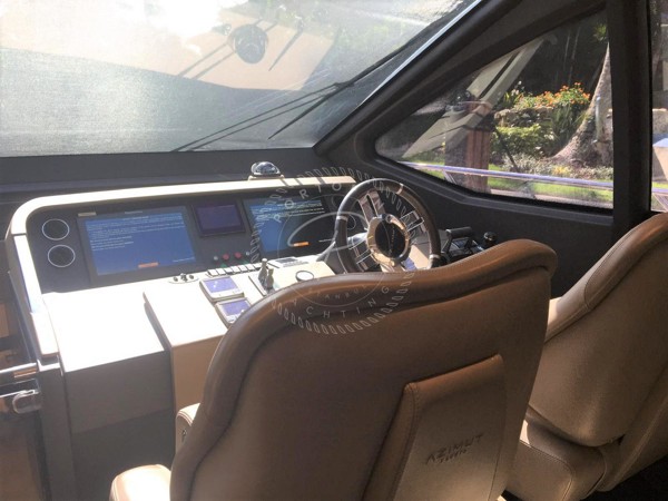 2016 AZIMUT 66 FLY